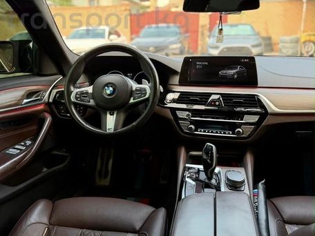BMW 5 Series, 2019 — photo 5