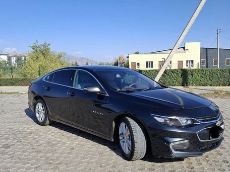 Chevrolet Malibu, 2017 — 照片 1