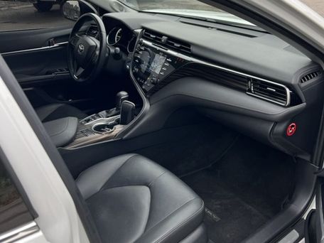 Toyota Camry, 2019 — фото 13