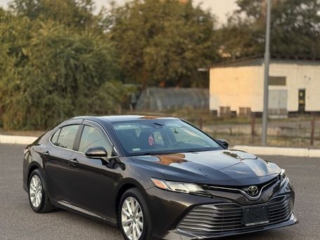 Toyota Camry, 2018 — фото 2