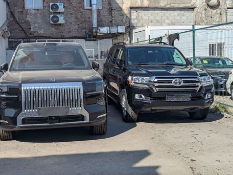 Toyota Land Cruiser, 2019 — фото 10