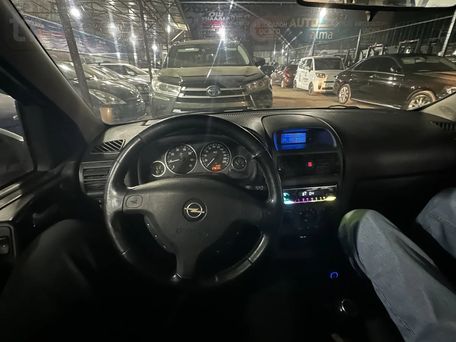 Opel Astra, 2003 — 照片 5