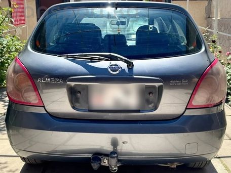 Nissan Almera, 2003 — 照片 2