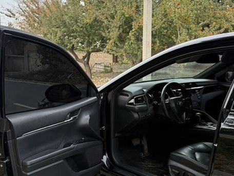 Toyota Camry, 2020 — photo 7