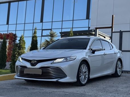 Toyota Camry, 2018 — сүрөт 3