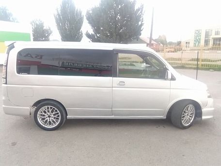 Honda Stepwgn, 2004 — photo 17