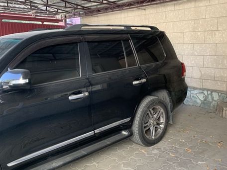 Toyota Land Cruiser, 2011 — 照片 2