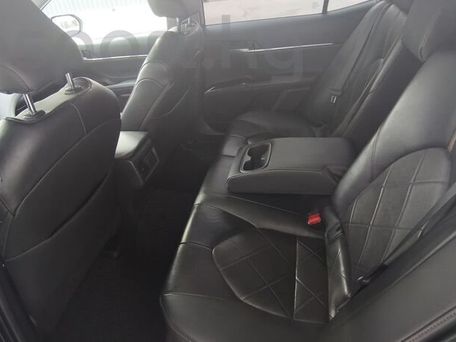 Toyota Camry, 2018 — 照片 8
