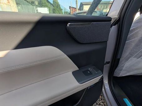 Volvo XC70, 2025 — photo 9