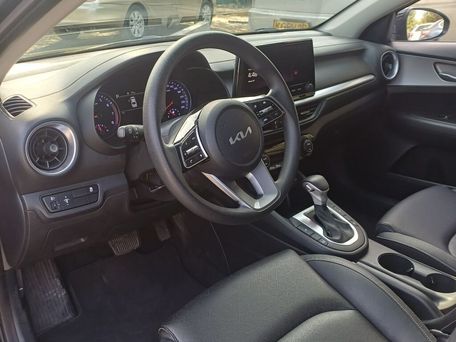Kia K3, 2022 — photo 9
