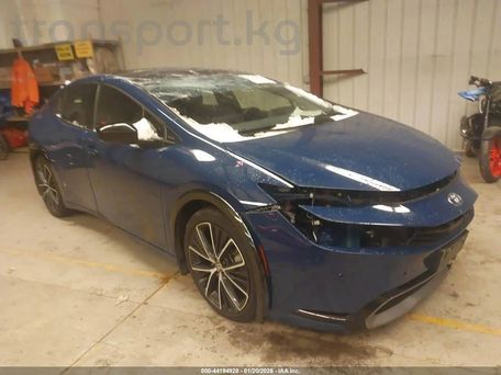 Toyota Prius v (+), 2023