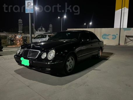 Mercedes-Benz E-Class, 2000 — 照片 2