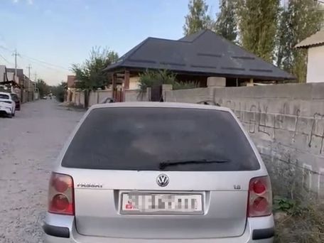 Volkswagen Passat, 2001
