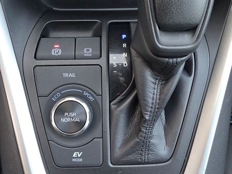 Toyota RAV4, 2019 — сүрөт 2