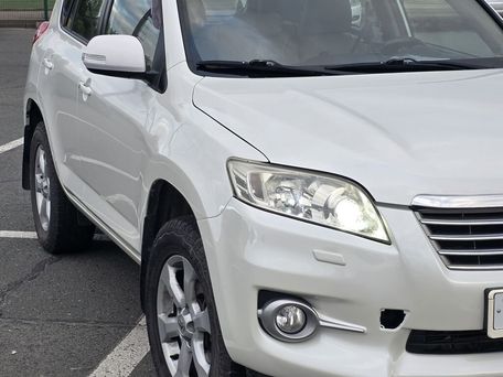Toyota RAV4, 2011 — фото 15