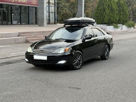 Toyota Camry, 2004