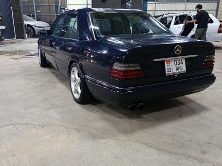 Mercedes-Benz W124, 1994 — photo 4