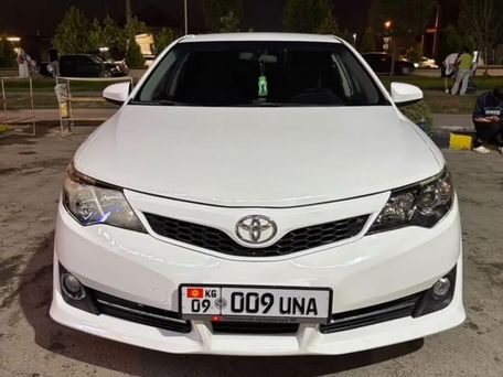 Toyota Camry, 2014