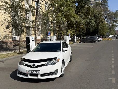 Toyota Camry, 2014 — сүрөт 1
