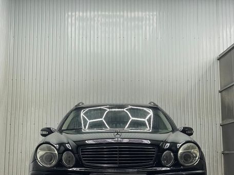 Mercedes-Benz E-Класс, 2005 — 照片 1