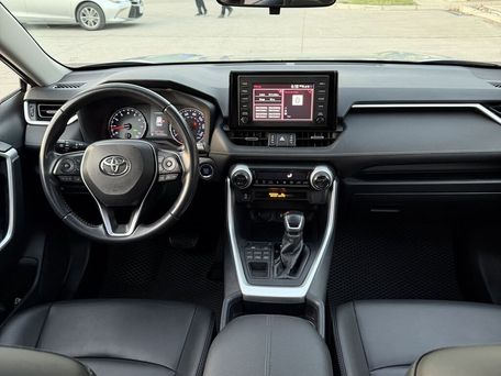 Toyota RAV4, 2019 — photo 7
