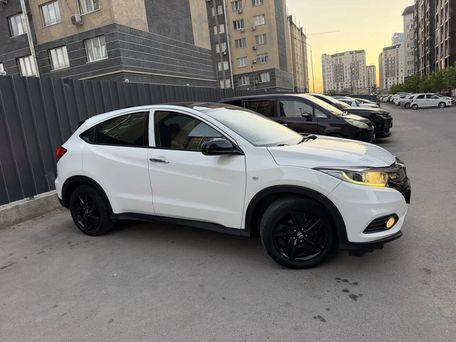 Honda Vezel, 2020 — photo 9