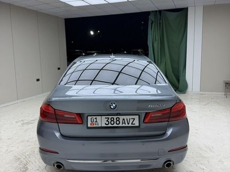 BMW 5 Series, 2018 — photo 4