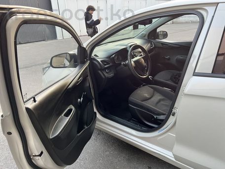 Chevrolet Spark, 2018 — 照片 6