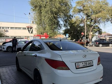 Hyundai Solaris, 2015 — 照片 7