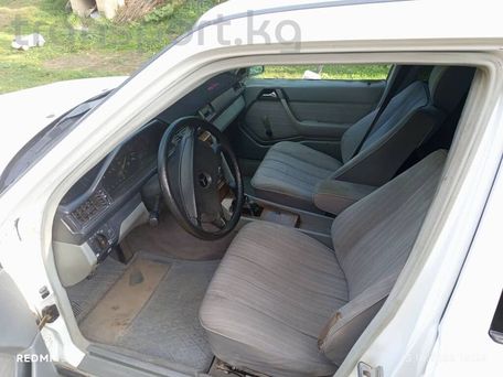 Mercedes-Benz W124, 1990 — 照片 6