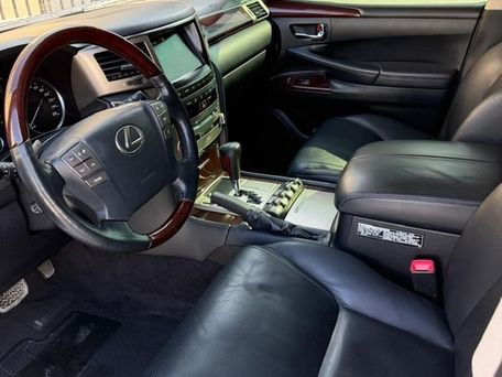 Lexus LX, 2014 — photo 11