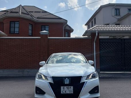 Toyota Crown, 2016 — 照片 2