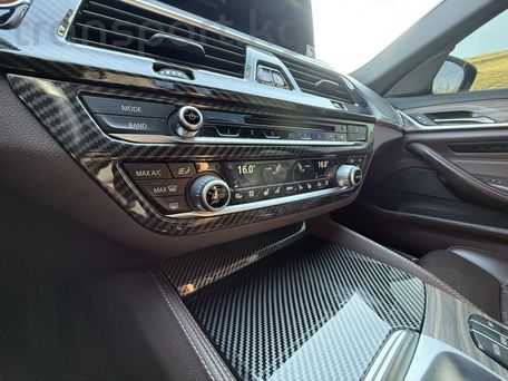 BMW 5 Series, 2018 — сүрөт 15