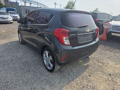 Chevrolet Spark, 2017 — 照片 2