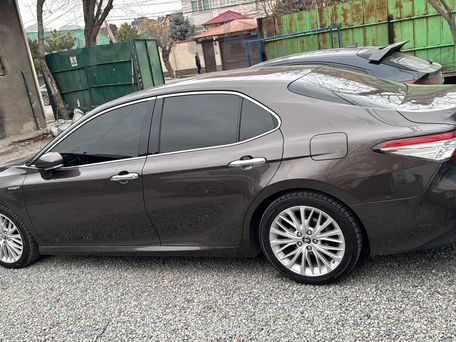 Toyota Camry, 2018 — фото 2