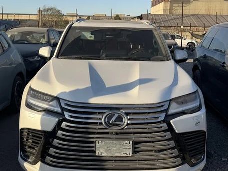 Lexus LX, 2026 — photo 1