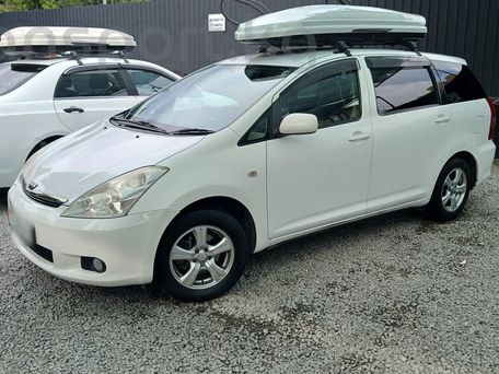 Toyota Wish, 2003 — photo 6