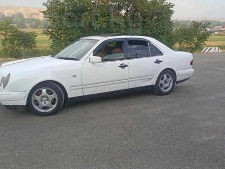 Mercedes-Benz E-Класс, 1997 — 照片 3