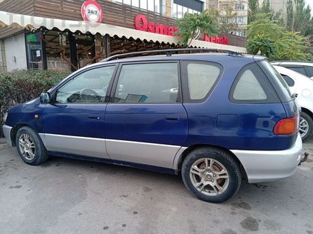 Toyota Picnic, 1999 — 照片 5