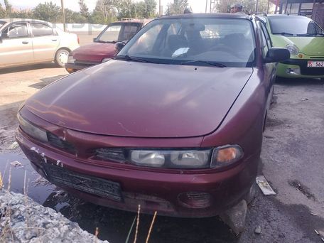 Mitsubishi Galant, 1999 — 照片 1