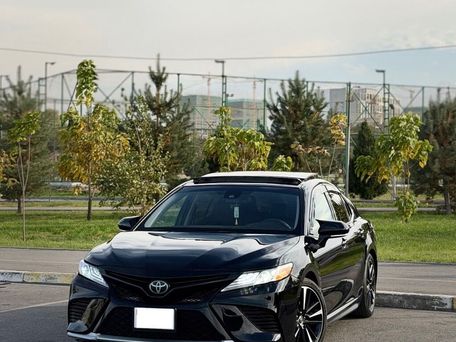 Toyota Camry, 2020 — сүрөт 1
