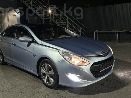 Hyundai Sonata, 2011