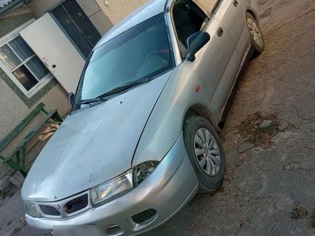 Mitsubishi Carisma, 1995 — photo 6