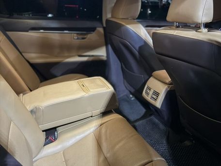 Lexus ES, 2018 — photo 9