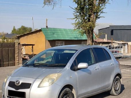 Toyota Vitz, 2006 — 照片 2