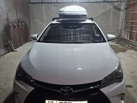 Toyota Camry, 2016 — 照片 2