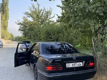Mercedes-Benz E-Class, 2001 — photo 7