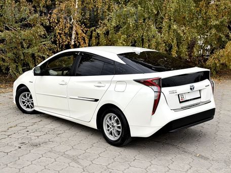 Toyota Prius, 2016 — фото 3
