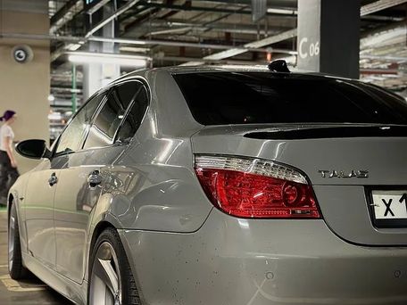 BMW 5 серии, 2004 — 照片 1