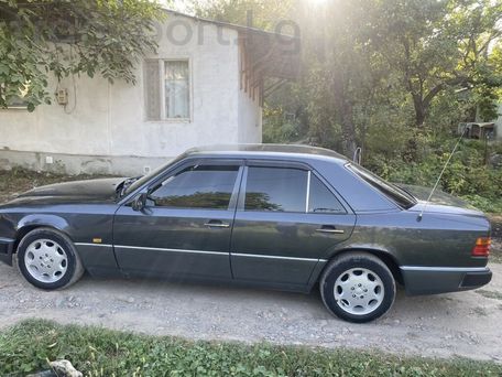 Mercedes-Benz W124, 1991 — фото 4